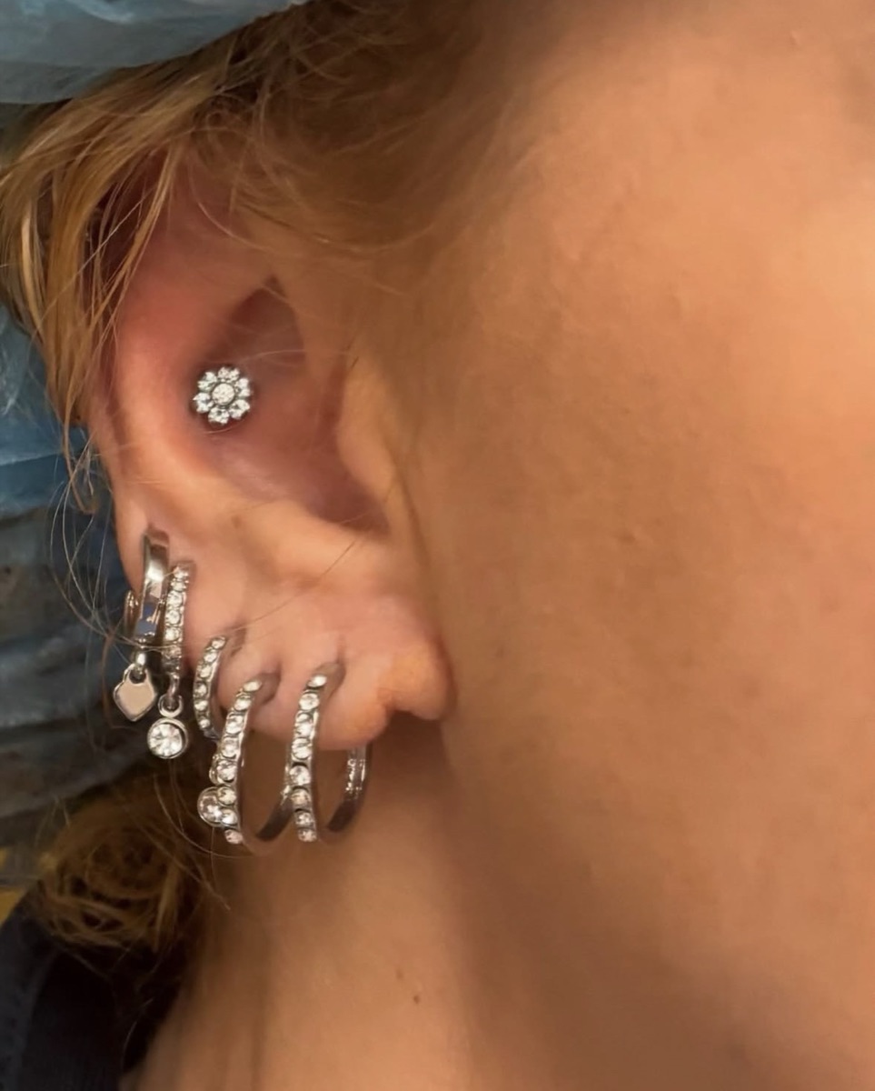 Piercing by Alicia, portfolio image 20