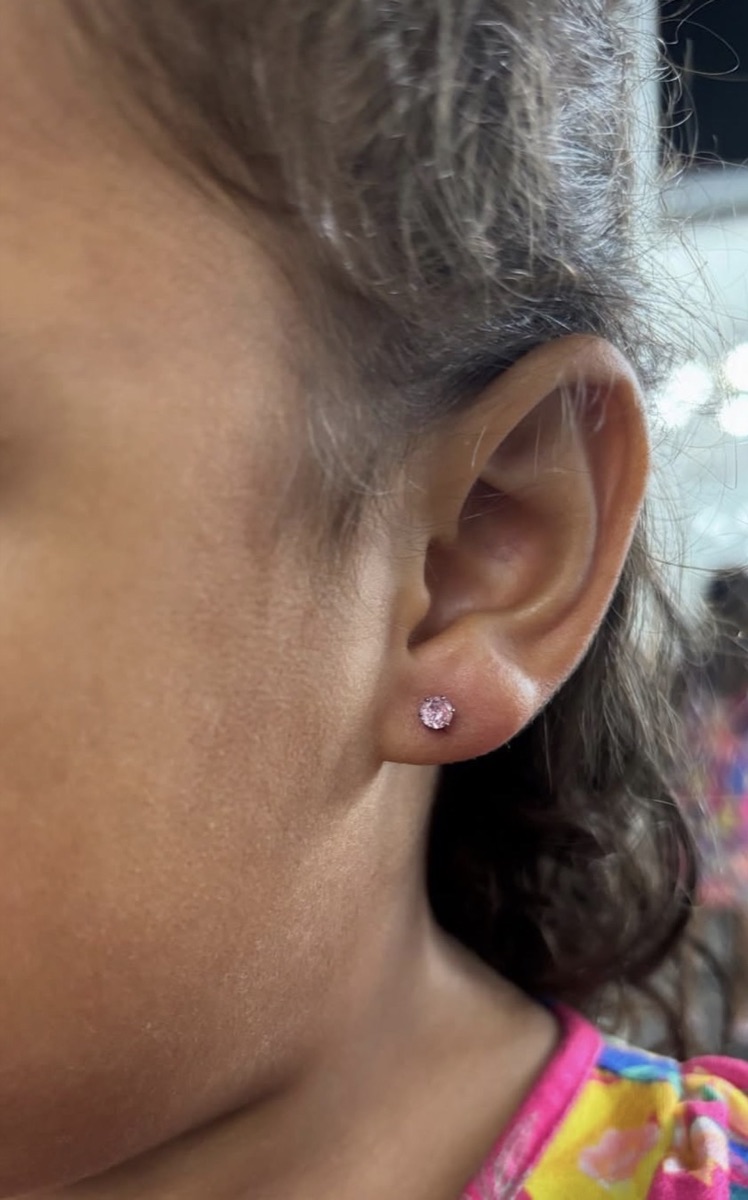 Piercing by Alicia, portfolio image 25